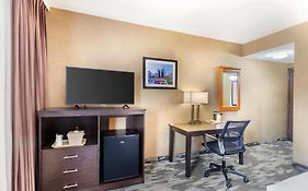 Quality Inn Toronto Airport
